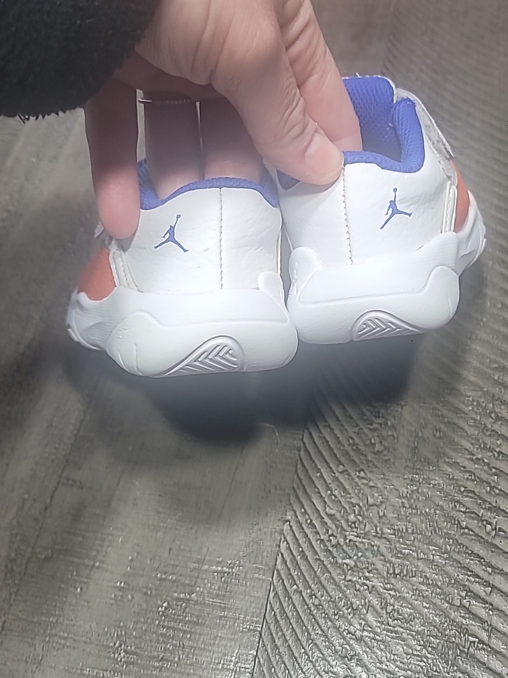 Jordan Nike Toddler Kids' Orange and White Athletic Shoes Size 7c Unisex - Picture 3 of 6